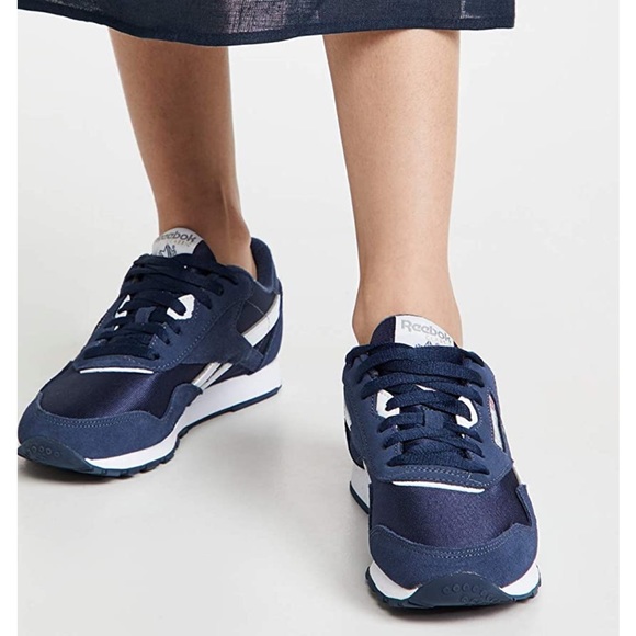 Reebok Sneakers Navy and White size 9.5 - Picture 2 of 6